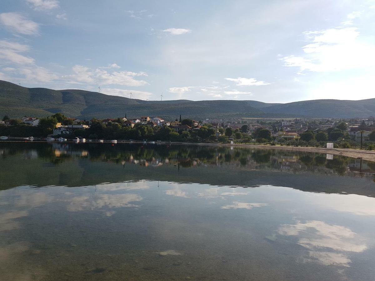 Apartment 51 Ґорні Карин Екстер'єр фото