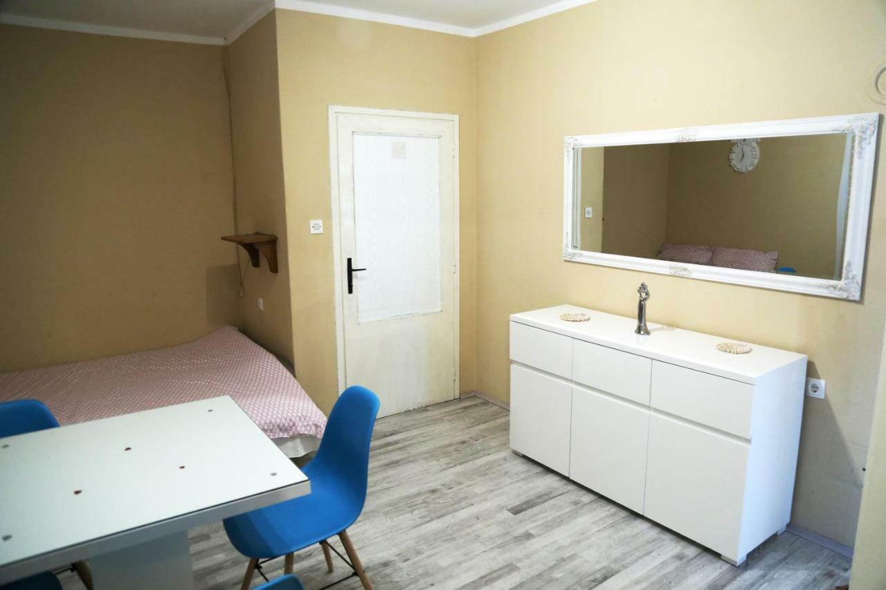 Apartment 51 Ґорні Карин Екстер'єр фото